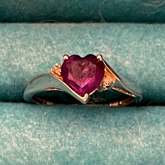 Purple Heart Ring sz 8 - Picture 1 of 2